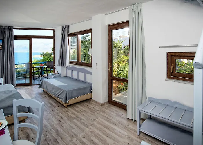 Village & 4* Херсонісос