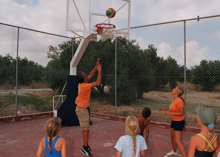 Village & Готель Херсонісос