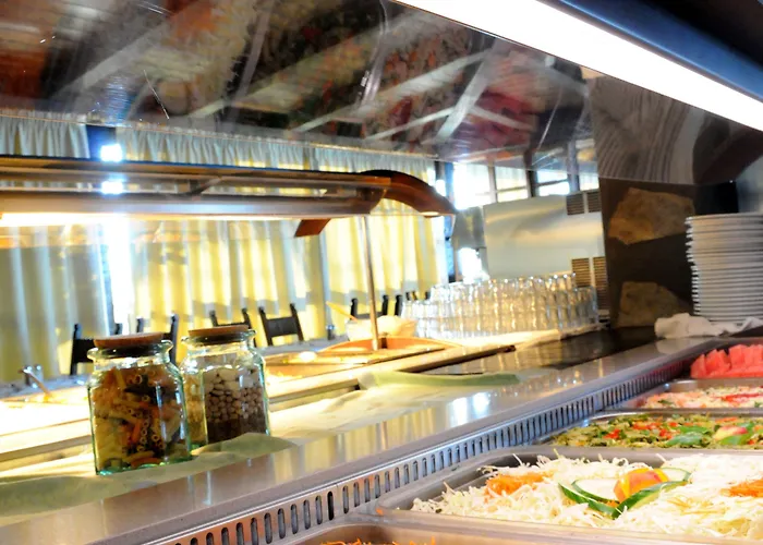 Village & Готель 4*