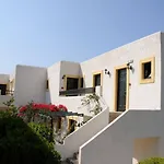 Hotel Village &