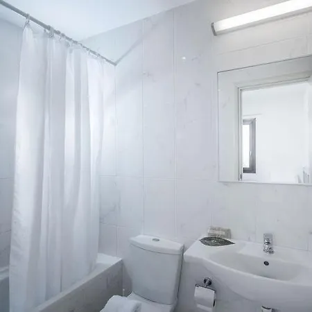 Village & Hotel 4*