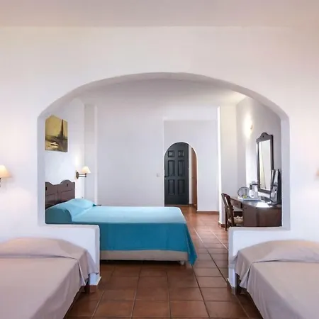 Village & 4* Hersonissos (Crete)