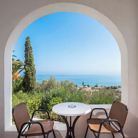 Village & 4* Hersonissos (Crete)