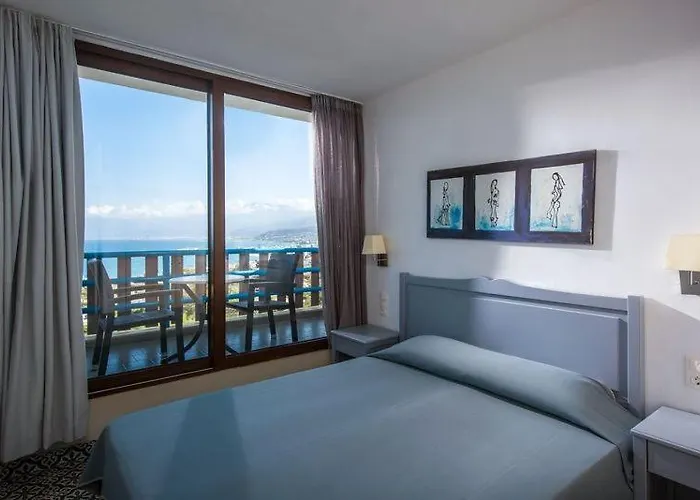 호텔 Village & 헐소니소스