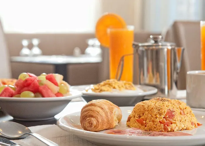 Village & Hotel Hersonissos (Crete)