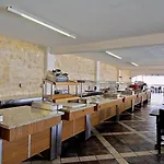 Hotel Village &