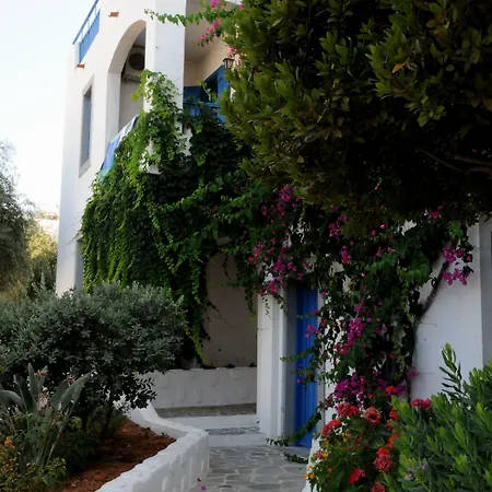 Hotel Village & Hersonissos (Crete)