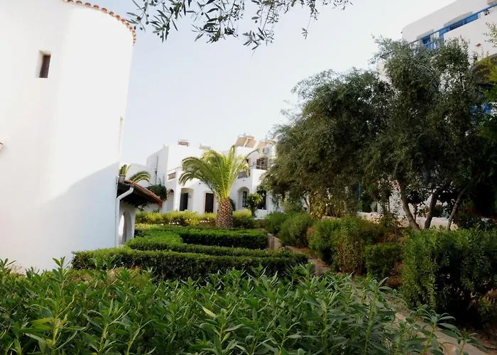 Hotel Village & Hersonissos (Crete)