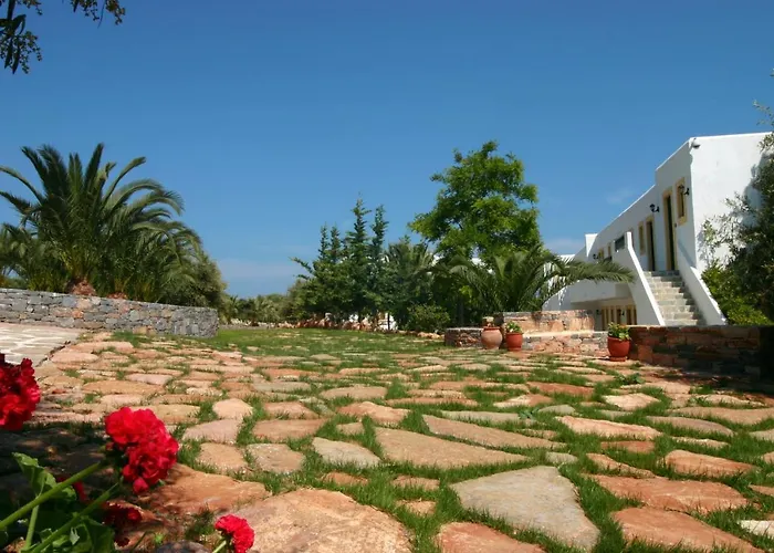 Village & 4* Hersonissos (Crete)